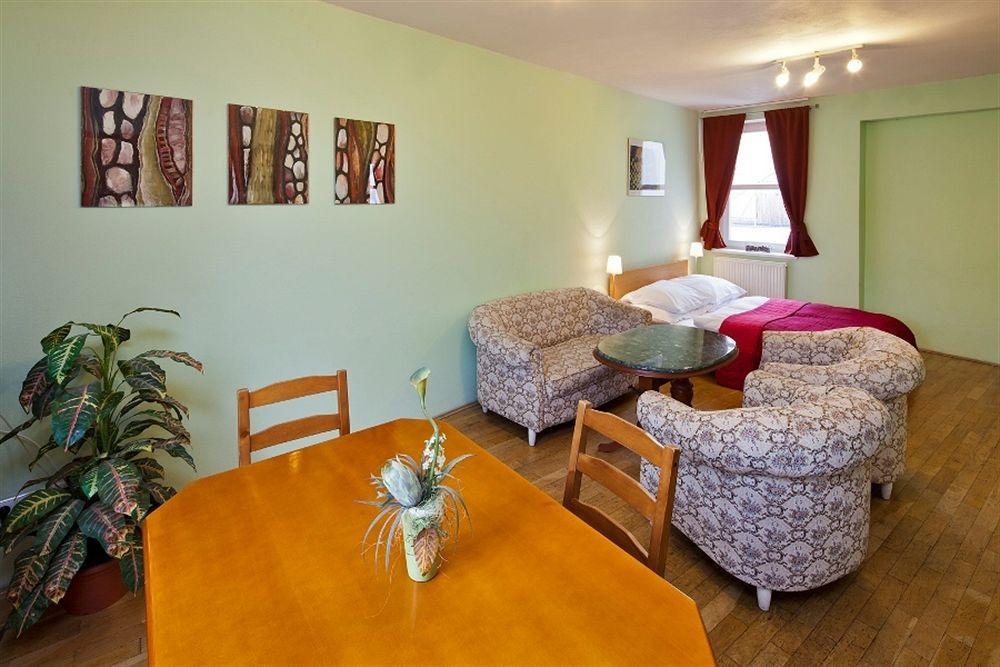 Capital Apartments Прага Екстер'єр фото