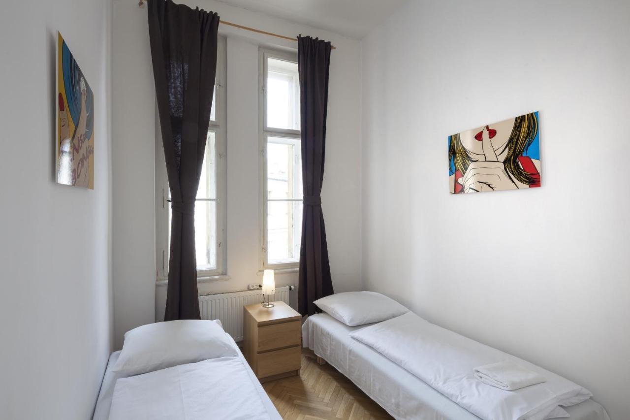 Capital Apartments Прага Екстер'єр фото